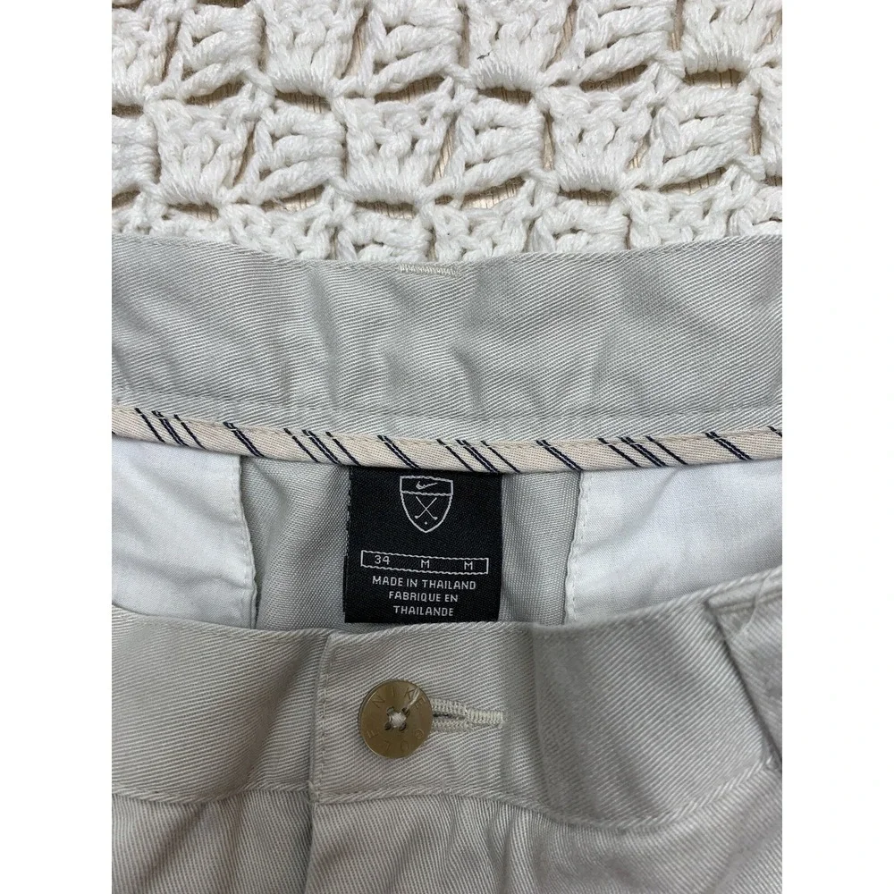 Nike Chino Shorts Mens Tag 34 Approx 32X9 Beige Pleated Front cotton‎ 192213